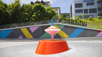 Surrli Sculpture - a spinning top taking the world by storm